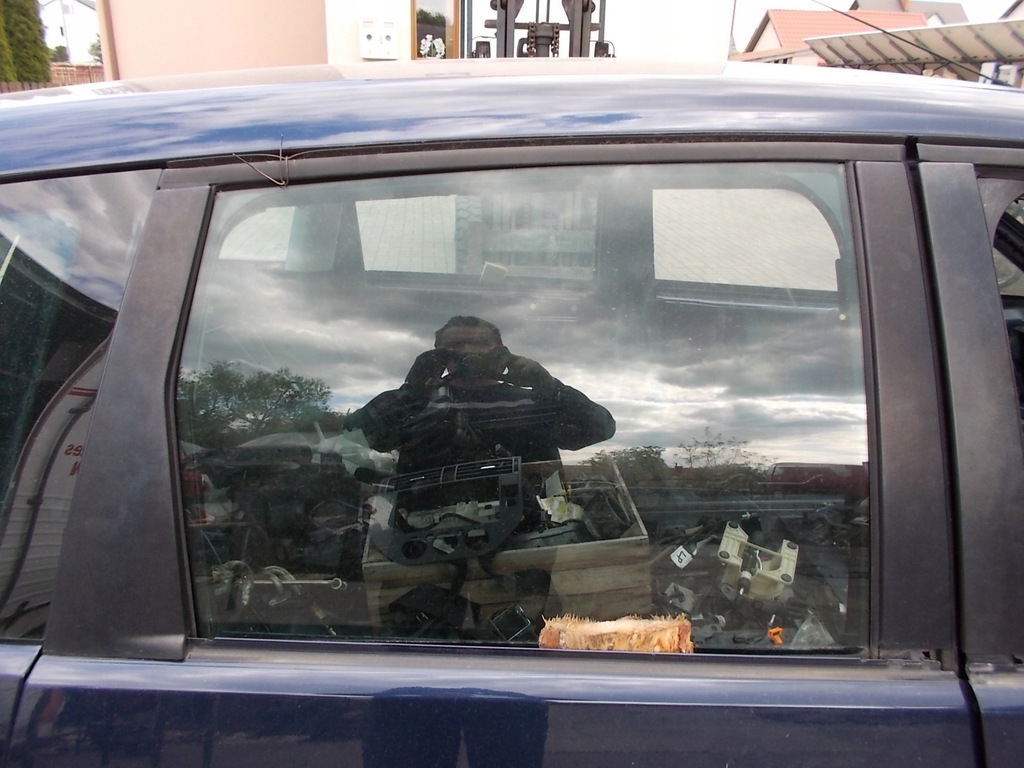 фото №1, Стекло правый задняя ford focus mk2 c-max