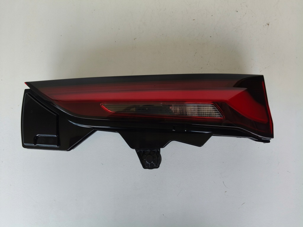 Купить Фара правый  задняя w крышке  mazda cx60 22- led