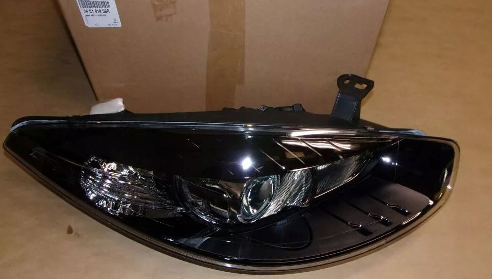 фото №1, Новий оригінальний номер фара renault fluence правий 260101858r