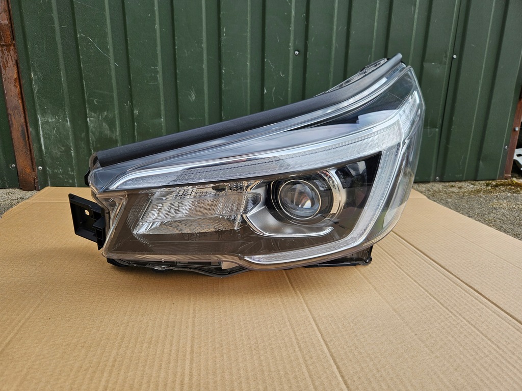 фото №1, Subaru forester v 5 лампа левый перед full led