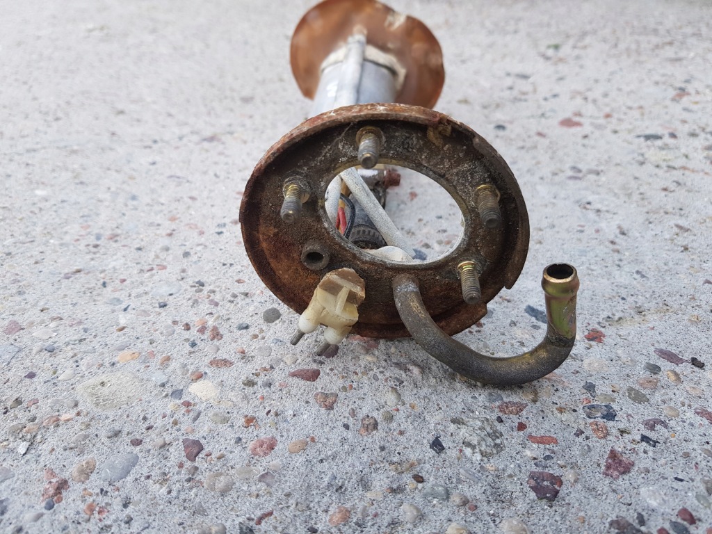 Насос пального кронштейн комплект  bmw e30 318i 320i m10 m20 m40 Київ