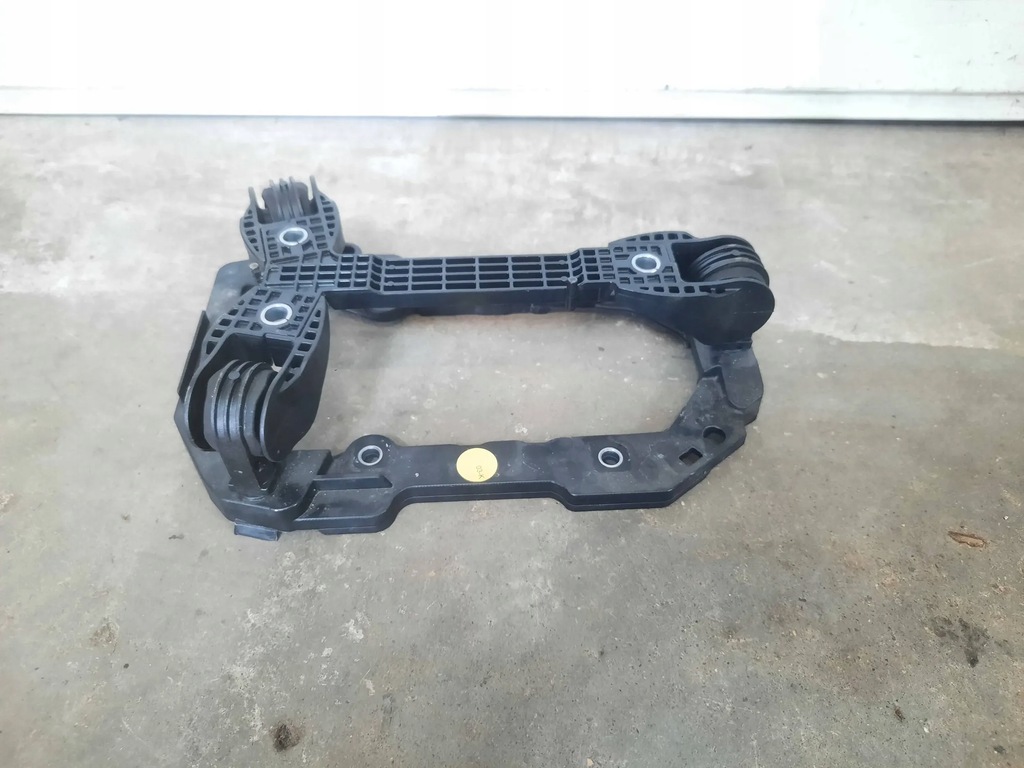 фото №6, Кронштейн кронштейн компресора кондиціонера vw id.4 id4 id.5 enyaq iv q4 e-tron