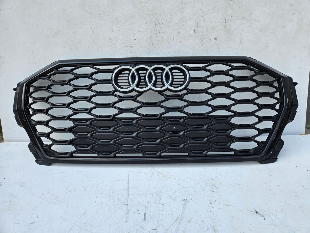 фото №1, Audi q3 83f решётка радиатора решётка радиатора радиатора 83f853651