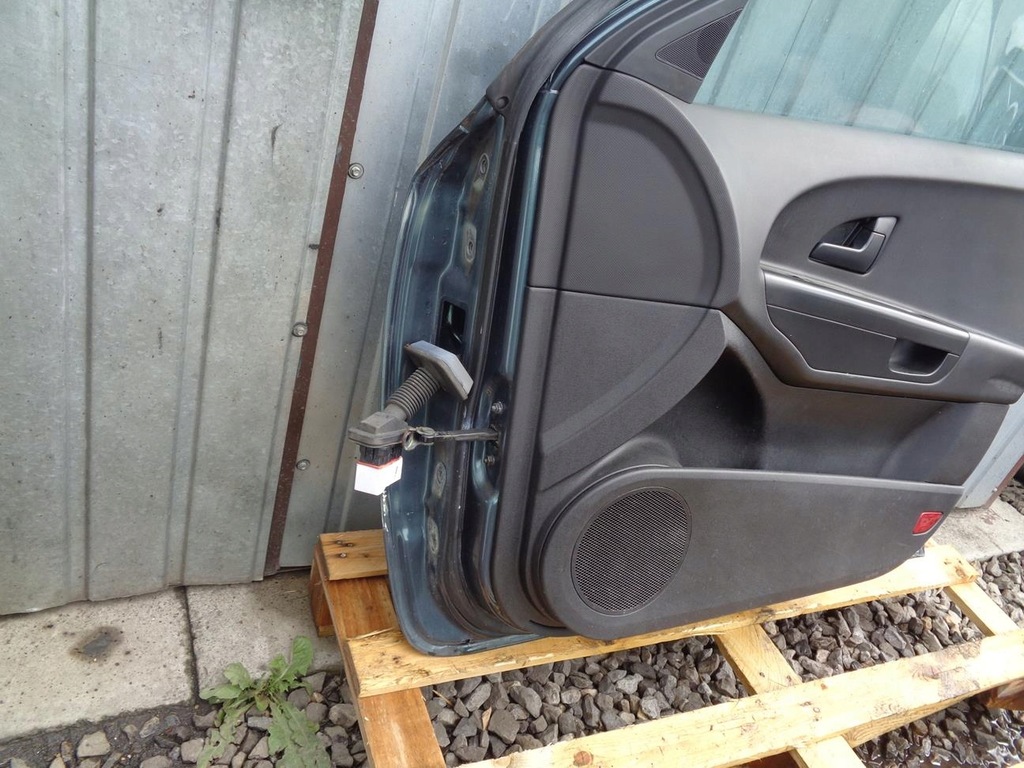 фото №9, Дверь правое перед передние kia ceed 1 i 5d hb kombi 2006- лак: e2