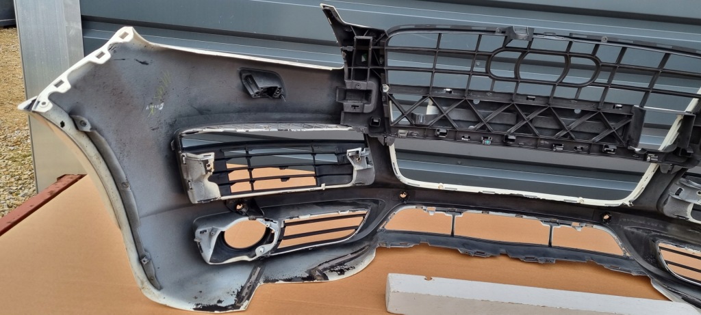 фото №12, Audi q7 s-line 2005- бампер перед оригинал b010