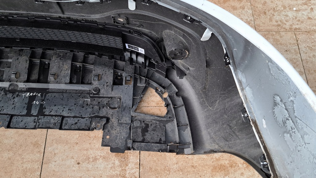 фото №11, Nissan nv300 бампер перед захист решітка радіатора