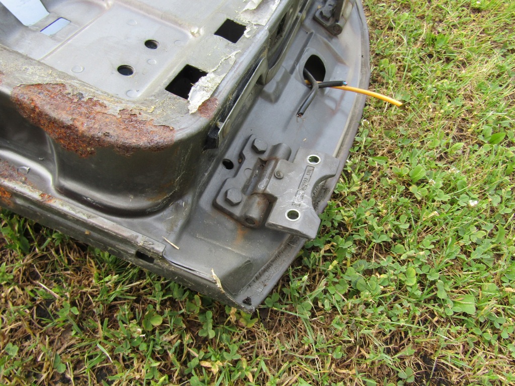 фото №14, Mercedes w126 левая передние дверь водителя левый перед