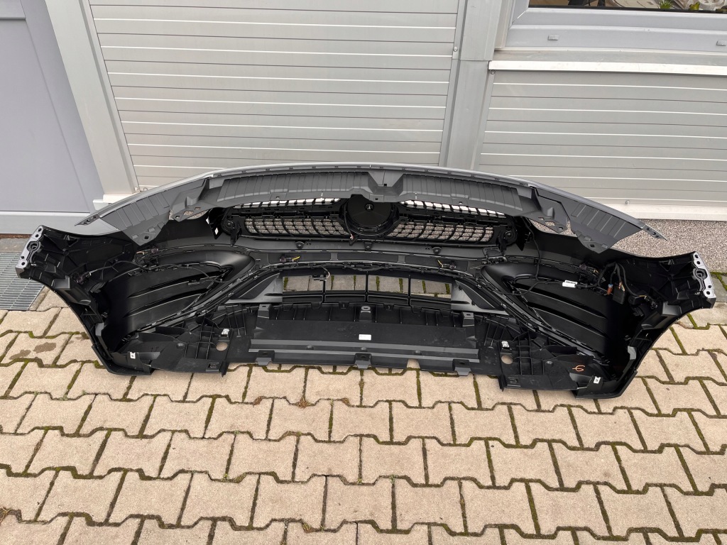 Mercedes gla 247 рестайлинг  23- бампер перед передний kompletny решётка радиатора 6xpdc с Разборки