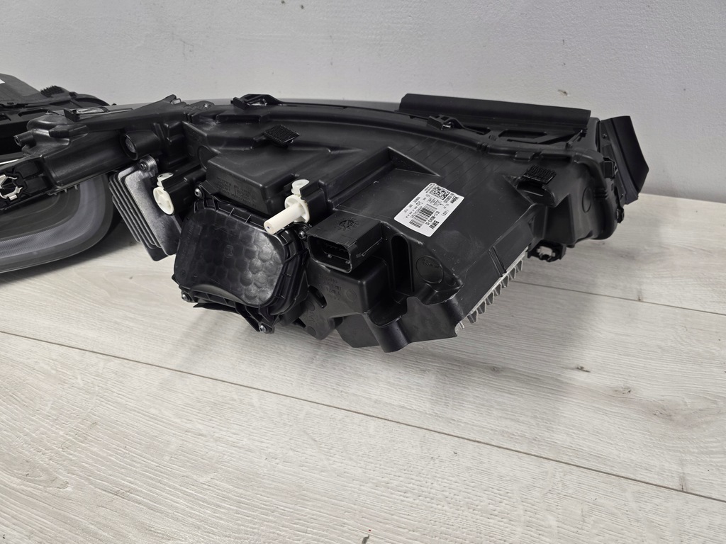 фото №11, Лампа ліва права bmw i3 lci led комплектна