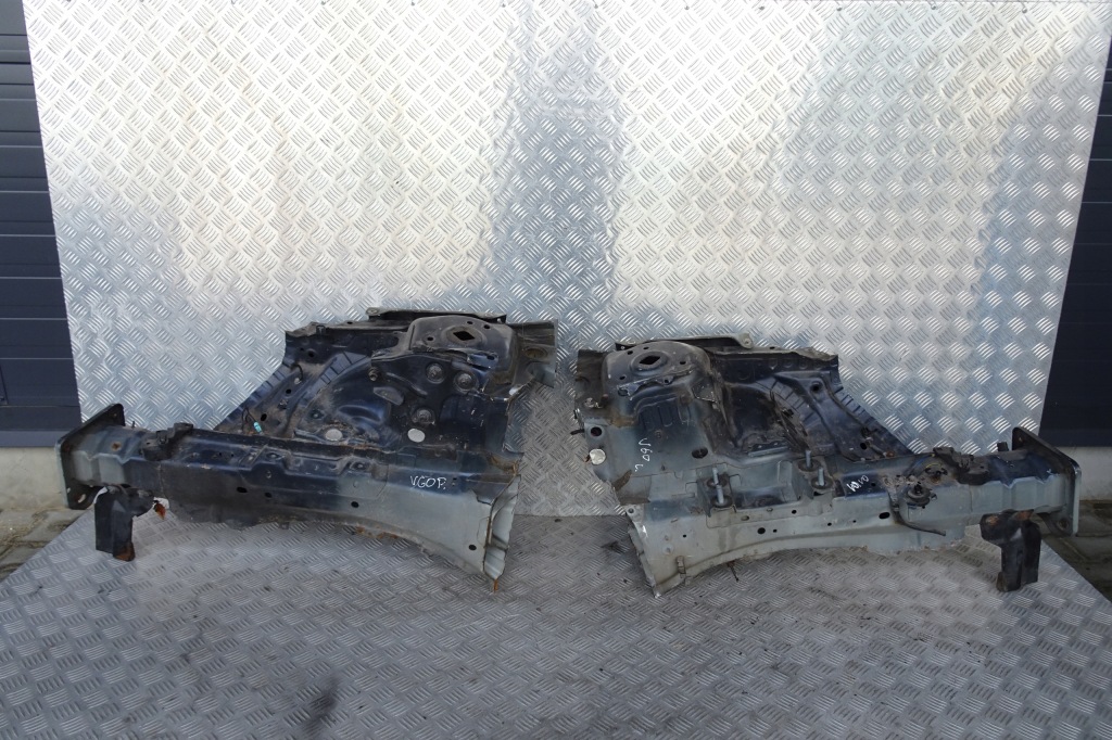 фото №1, Volvo v60 s60 лонжерон передня права 10-