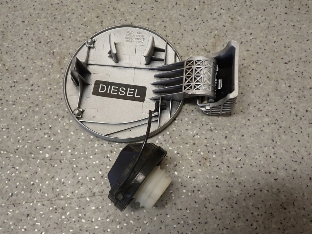 фото №6, Hyundai santa fe 04-06 крышка заливной топлива крышка