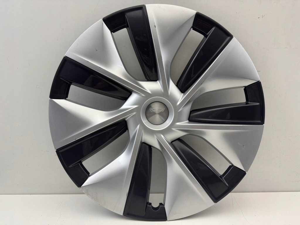 фото №1, Tesla model y 19" колпак колеса заглушка решётка радиатора 1044235-00-c 21-