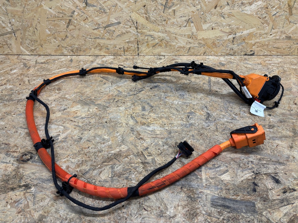 Купити Mercedes e klasa w214 роз'єм заряджання a2145408526