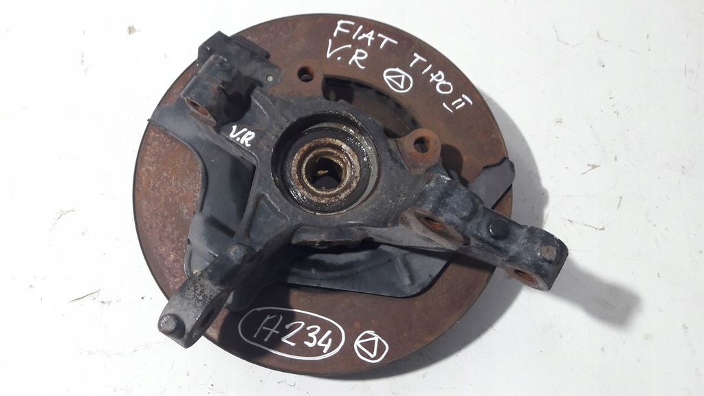 фото №4, Fiat tipo ii поворотный кулак правый перед ступица