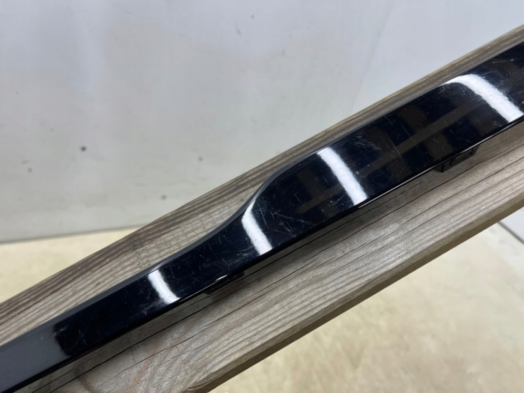 Накладка поріг panamera iii 972 976 23r.- права молдинг поріг зовнішня в Україні