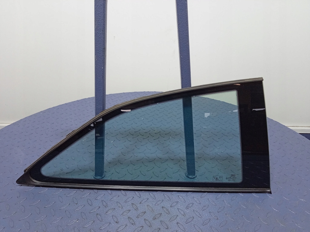 фото №1, Audi a5 8t coupe скло кузовна задня права задня