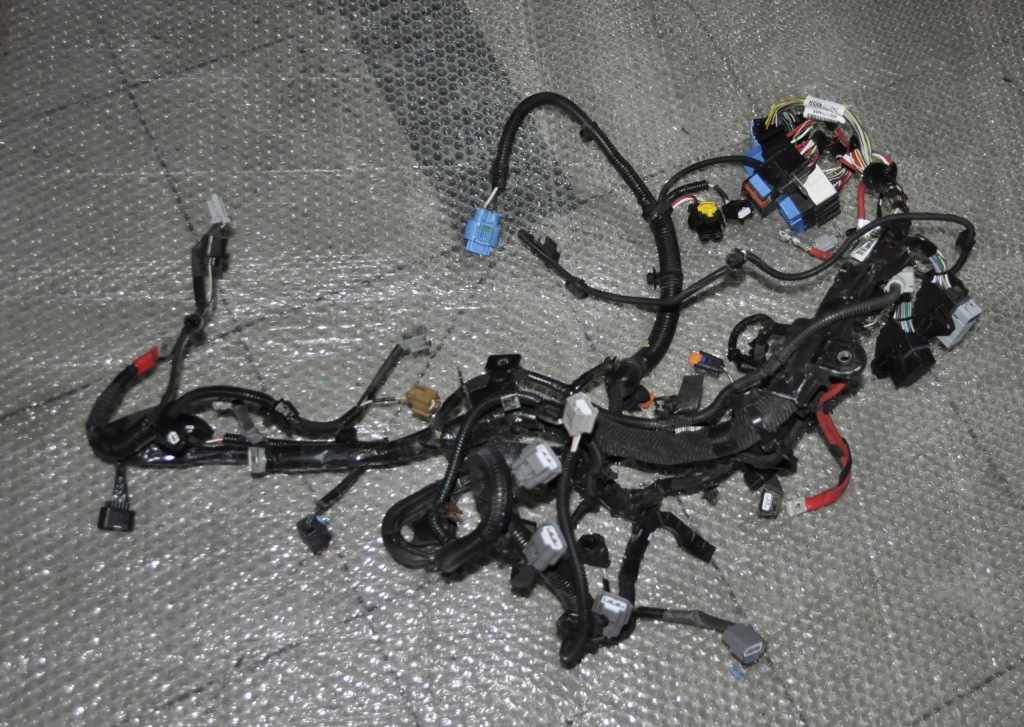 фото №1, Renault clio iv жгут двигателя p240117495r