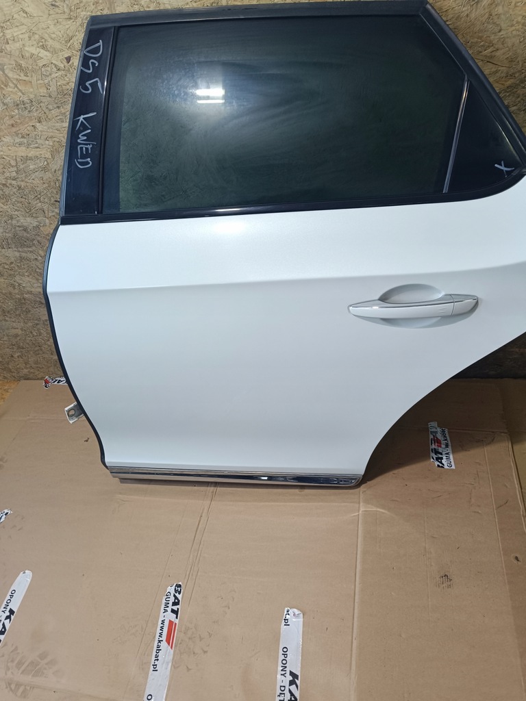 фото №7, Дверь левая задняя kwed citroen ds5