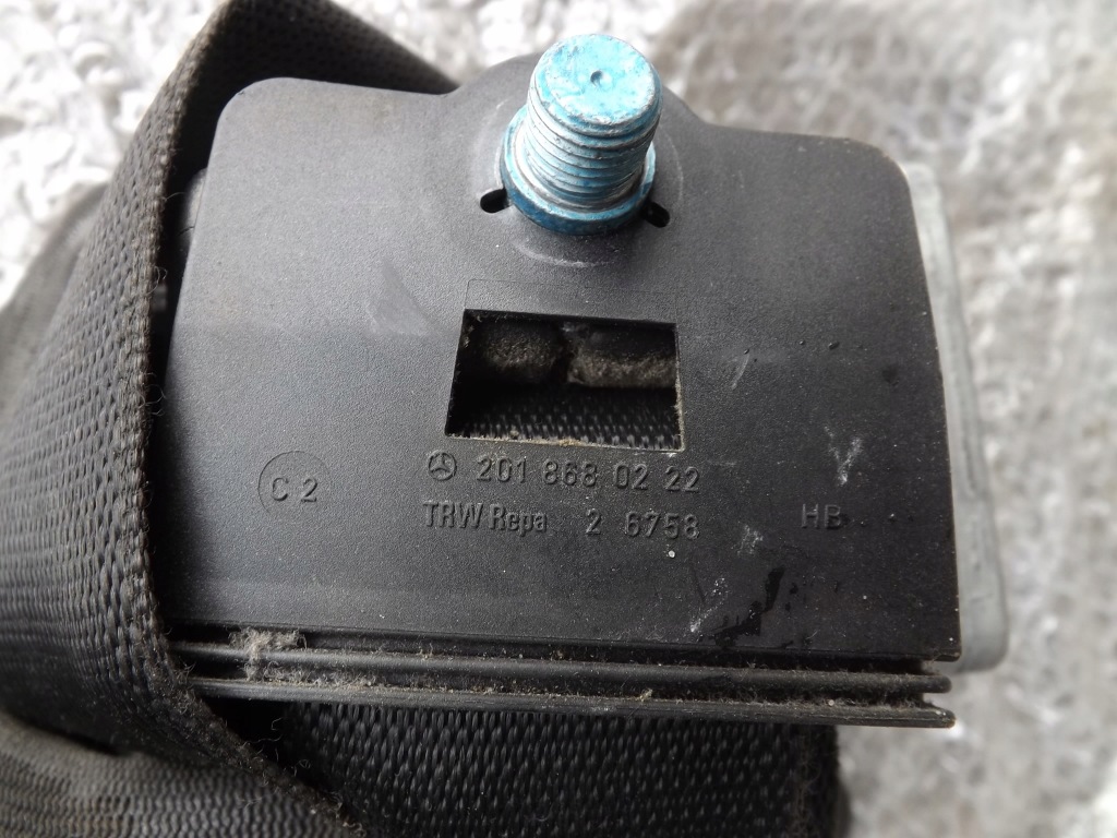 Mercedes c klasa w203 ремень безопасности левый перед передний 130002055g с Разборки