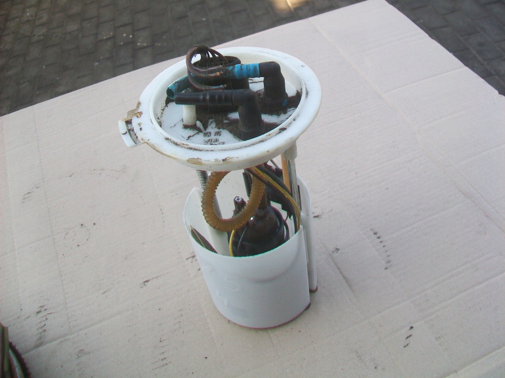 фото №1, Насос пального vdo оригінал vw golf v 1.4