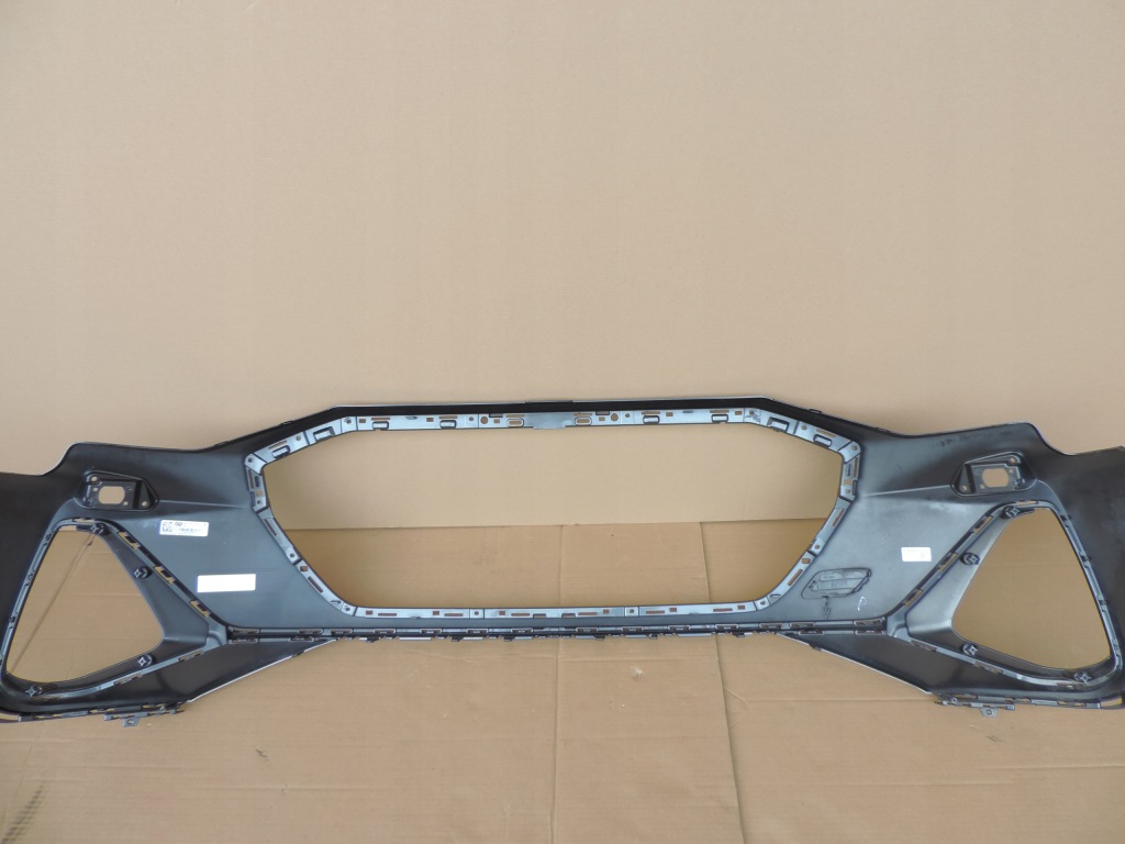 фото №8, Audi e-tron 4ke передній бампер