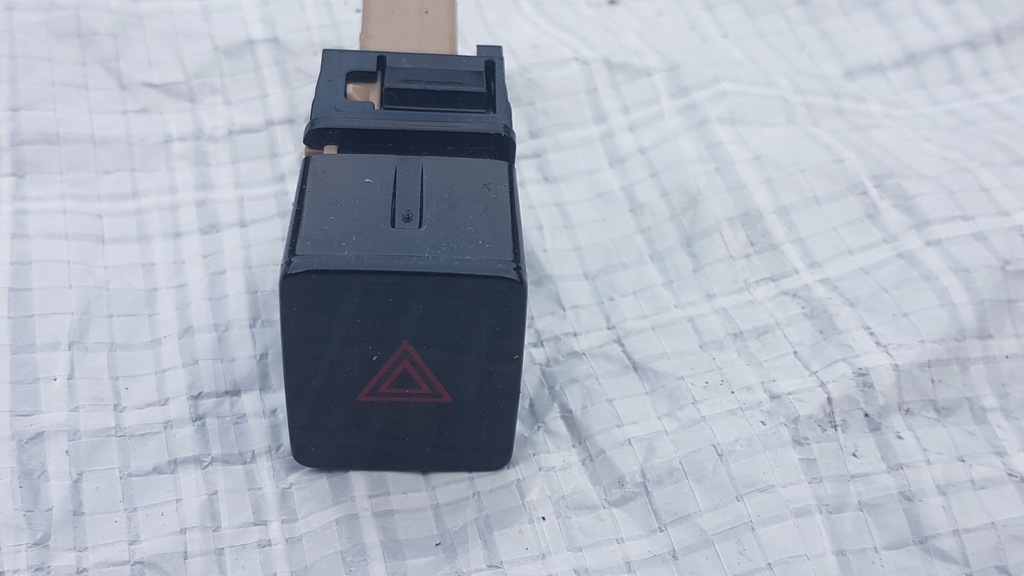 фото №1, Nissan note ii e12 кнопка аварийных