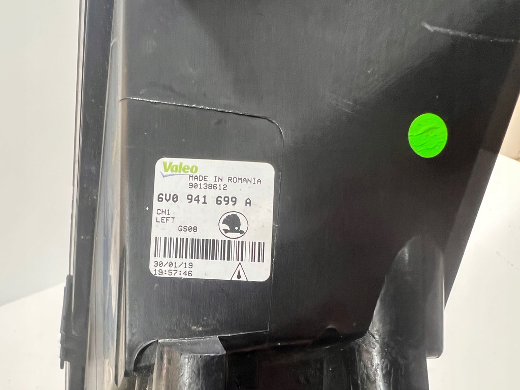 фото №7, Протитуманна фара лівий skoda fabia iv 4 6v0