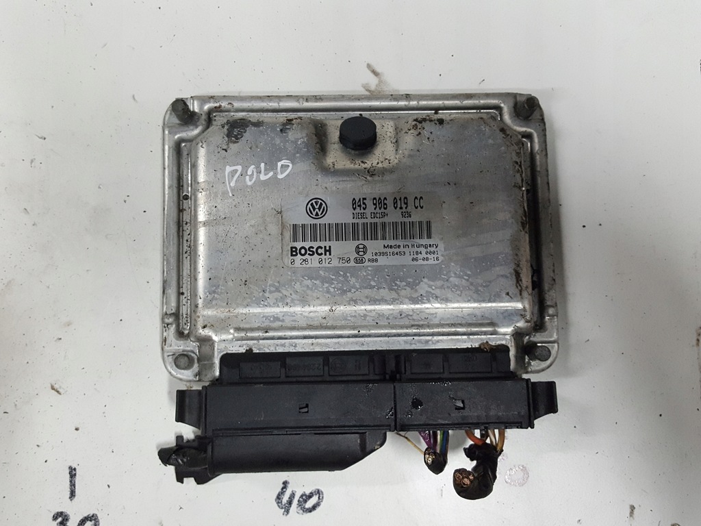 фото №1, Fabia 2 ii roomster 07r- 1.4 tdi бортовой компьютер двигателя