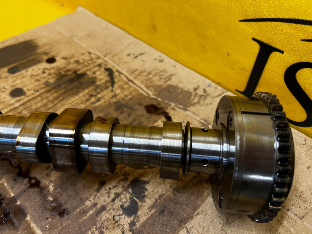 фото №4, Комплект вали розподільного валу всмоктуючий випускний renault 1.3 tce h5hb470