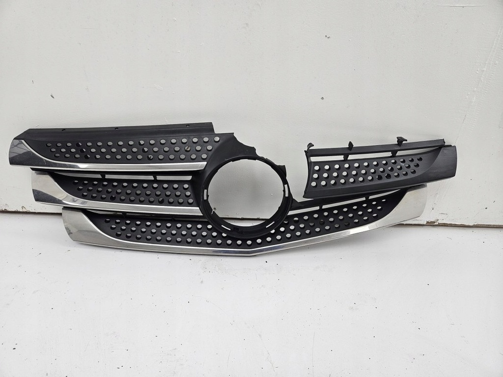 фото №1, Mercedes vito w447 решётка радиатора хром