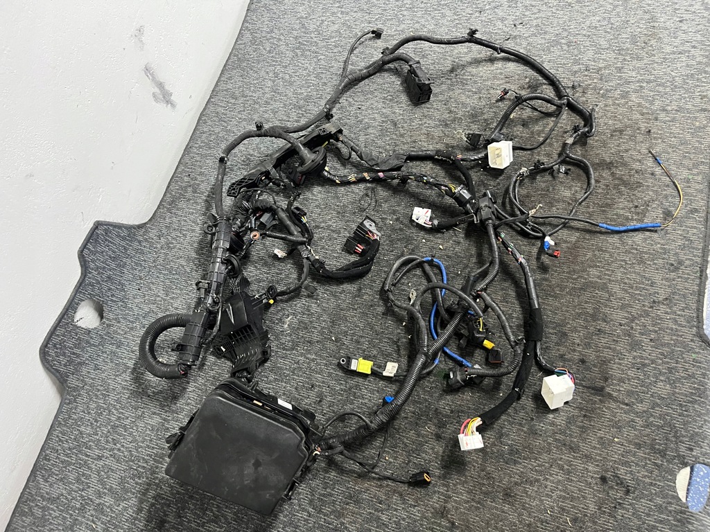 фото №1, Hyundai i40 коробка запобіжників електропроводка оригінал