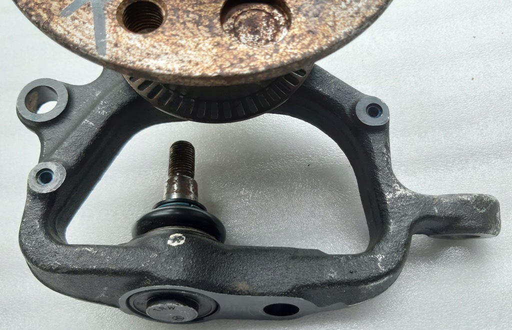 Mercedes-benz оригінальний номер a2153302605 поворотний кулак передня p Зі Шроту