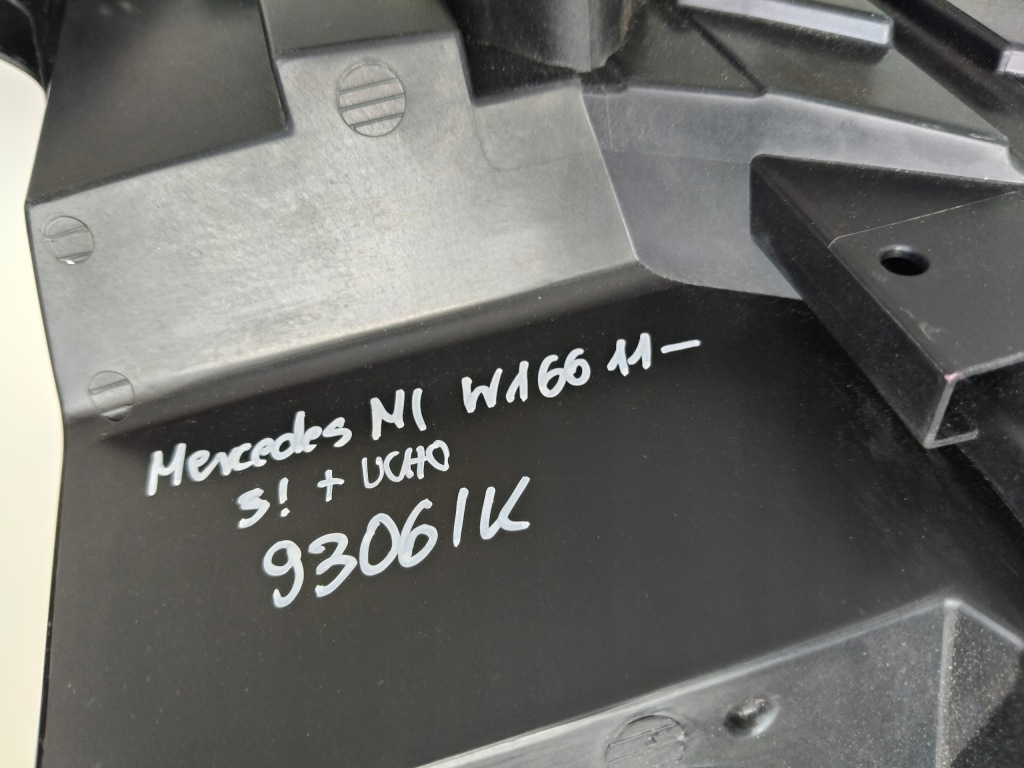 фото №9, Лампа ліва фара mercedes ml w166 11-