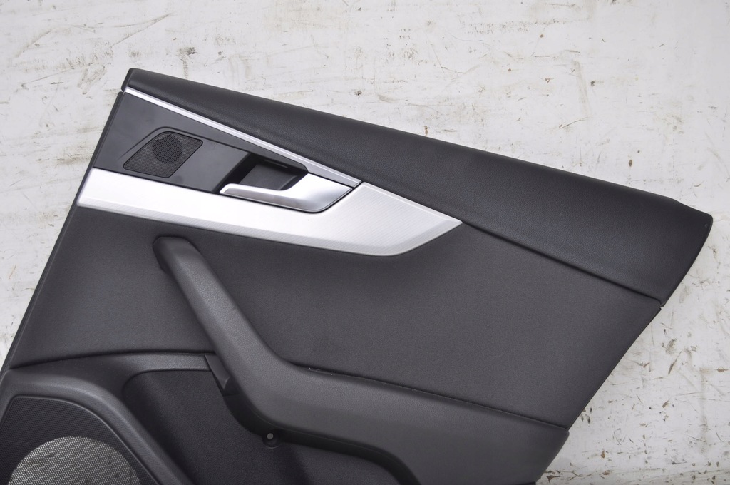 фото №7, Audi a4 b9 обшивка двері правий задня sedan