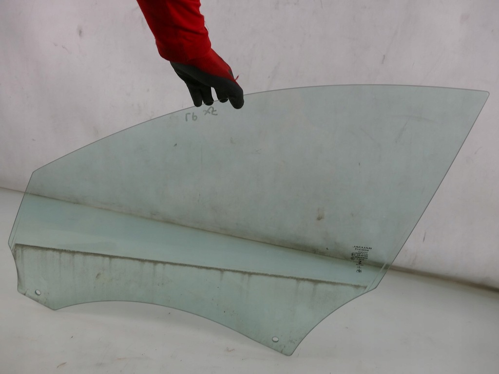 фото №1, Jaguar xf x250 стекло дверь левый перед