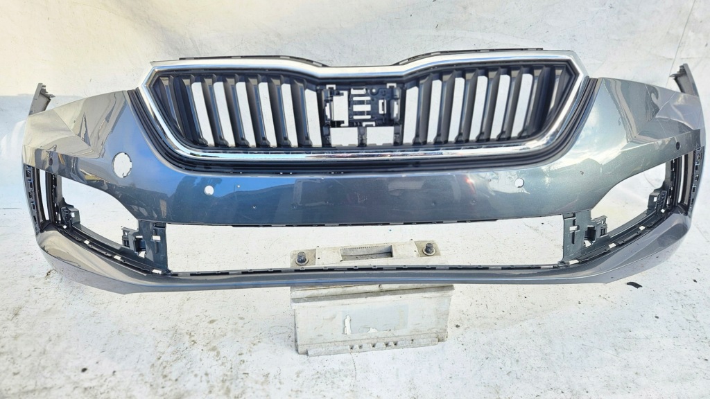 фото №1, Бампер skoda scala 657 19-21 перед решётка радиатора