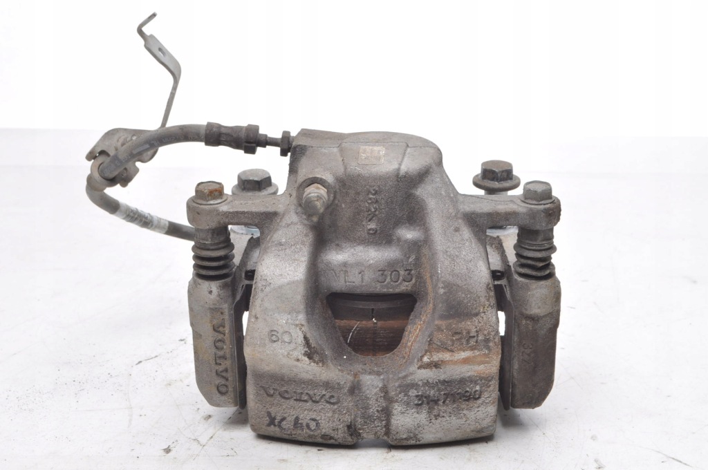 фото №1, Volvo xc40 2018- суппорт тормозной правый перед 31471190