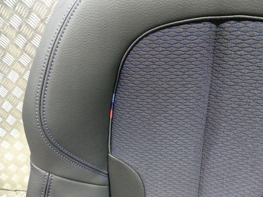 фото №8, Bmw x2 f39 обивка m sport сиденья подогрев заднее сиденье обшивки туннель коврики