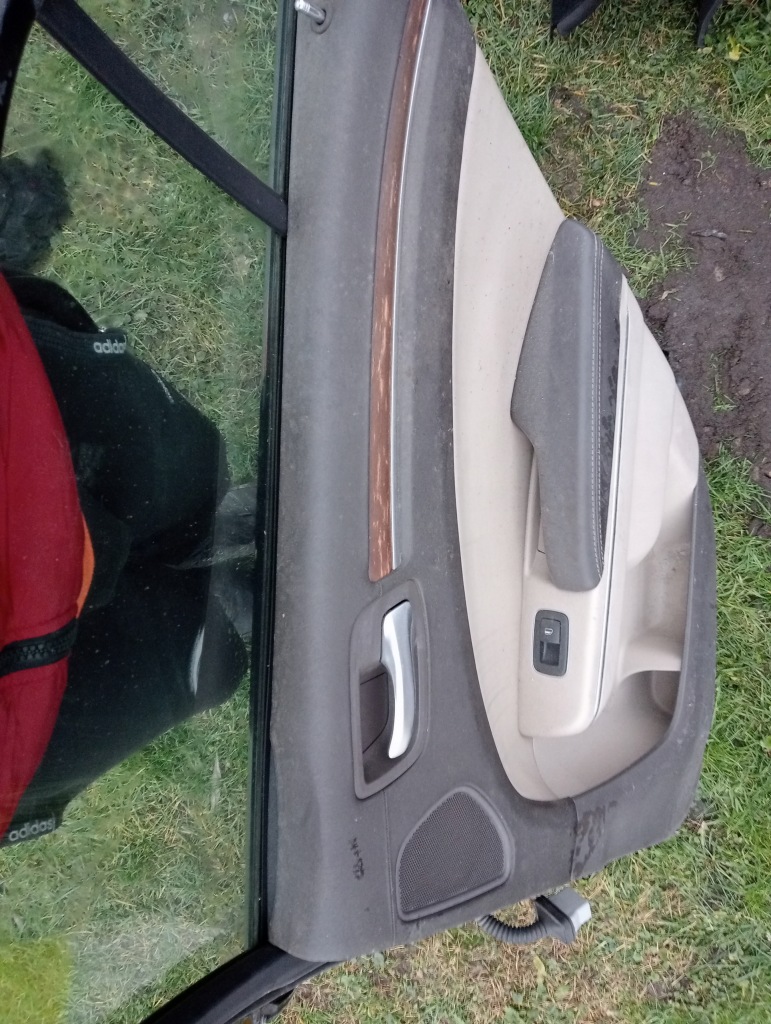 фото №3, Дверь правое задняя полный lancia thema 11- pdm