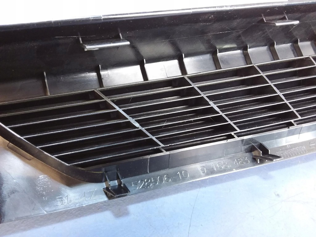 фото №7, Bmw 5 f11 защита обшивка дверей багажника 2 szt 9168484