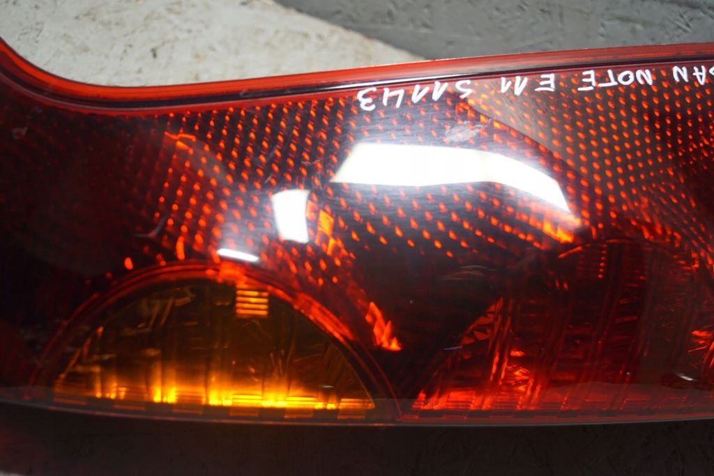 фото №11, Лампа правий задня nissan note e11 lift s1143