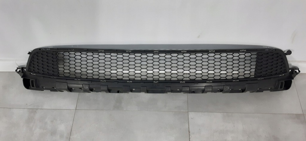 фото №7, Renault trafic iii 14- решётка средняя бампера перед 622544919r