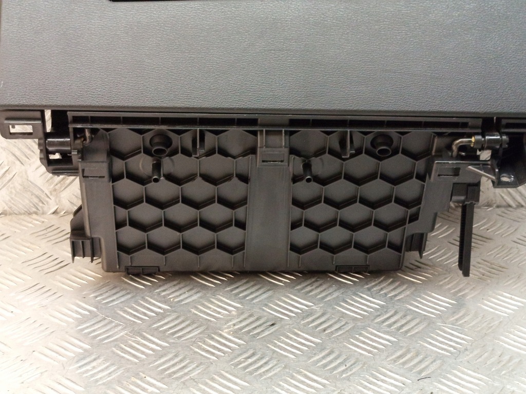 фото №7, Bmw x2 f39 x1 f48 бардачок панелі пасажира europa 9339816