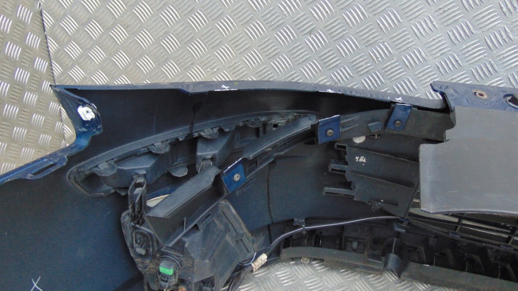 Бампер передній перед peugeot 407 лак kplc Зі Шроту