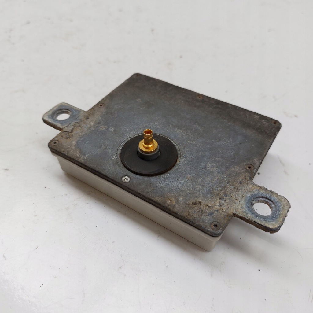 Range rover 3 iii l322 усилитель антенный антенны xuc000230 Киев