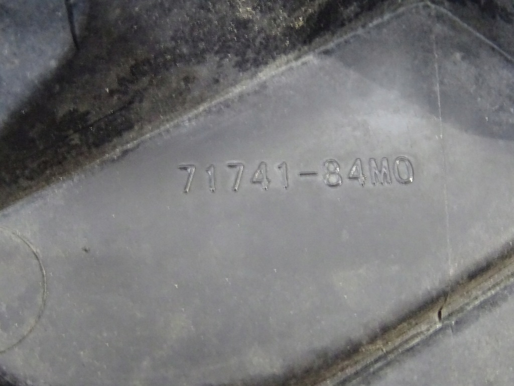 фото №13, Решітка радіатора suzuki celerio 71741-84m0