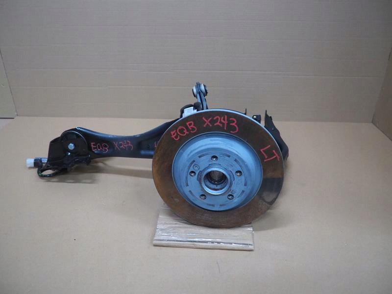 фото №1, Поворотний кулак ступиця важелі лівий задня mercedes eqb300 x243