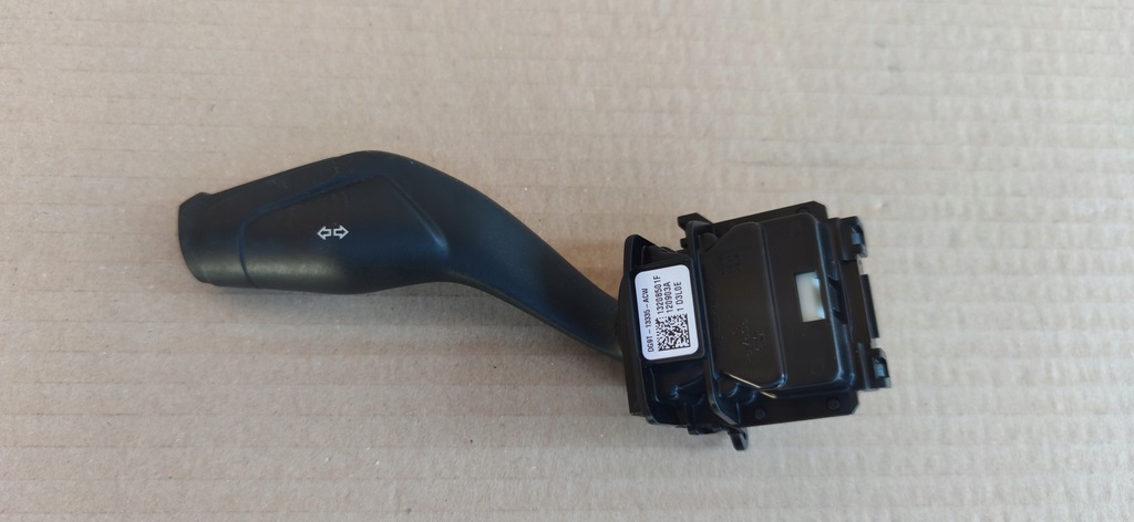 фото №1, Mondeo mk5 fusion переключатель поворотники