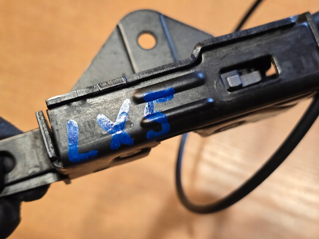 фото №9, Bmw x5 e53 замок трос борта крышки левый задняя 8408963