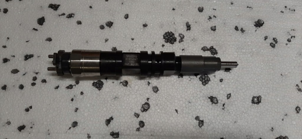 Купити Volvo інжектор форсунка 21896867